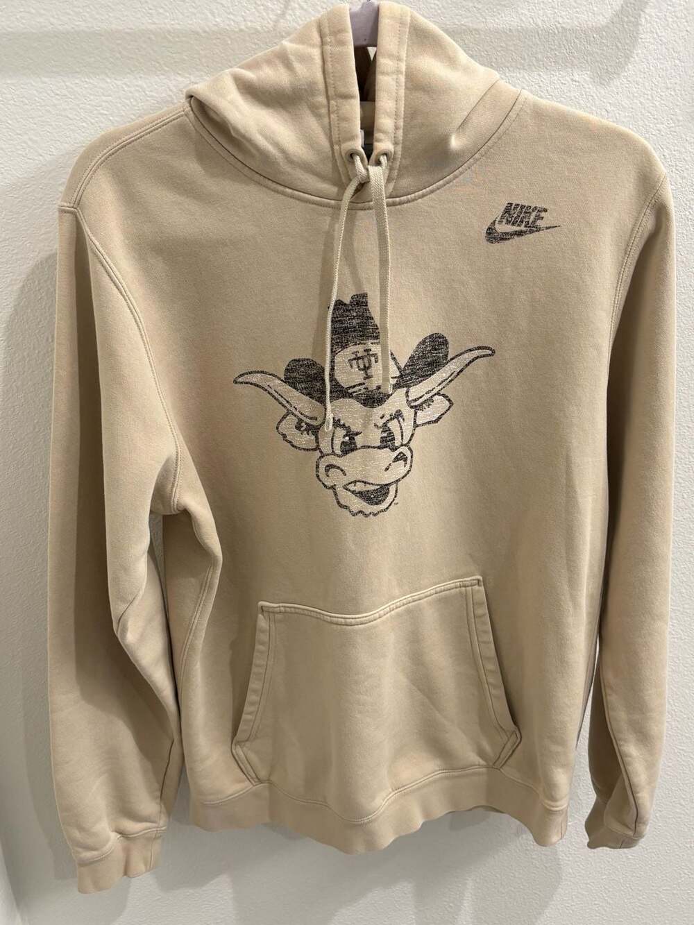 Nike Cream Texas Longhorns Vault Logo Club Fleece Pullover Hoodie